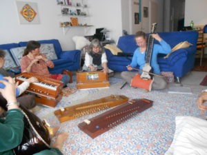 Indian Music Harmonium Class in the Indian Music School, Ludwigshafen.